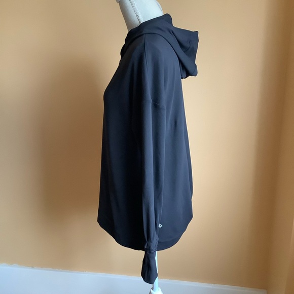 LULULEMON Black Extra Mile Hoodie Size 8 - Picture 3 of 11